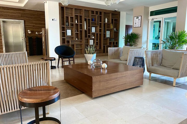 Hotel Interior 3 of 34