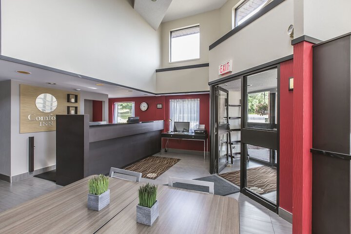 Lobby Entry