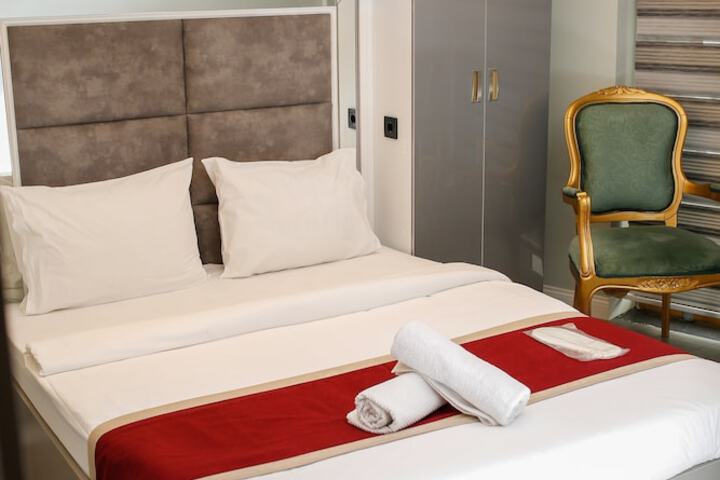 Room 20 of 60
