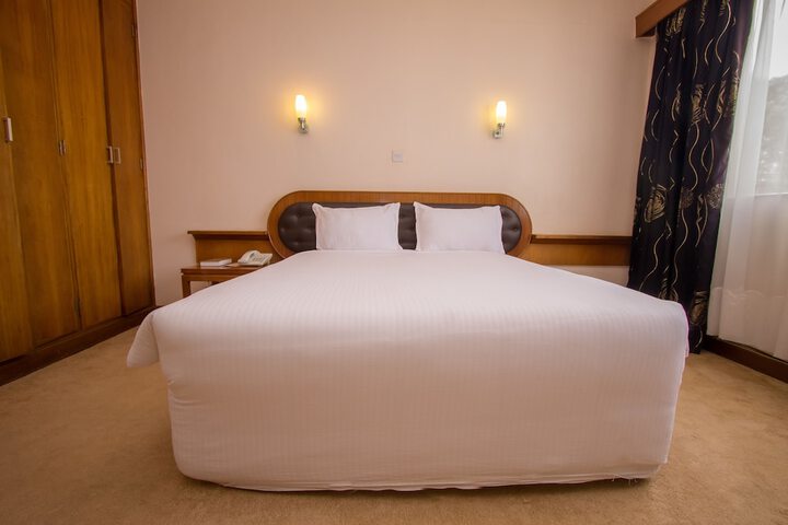 Room 14 of 46