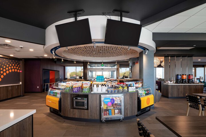 Snack bar