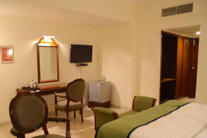 Room amenity
