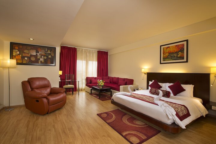 Room 11 of 43