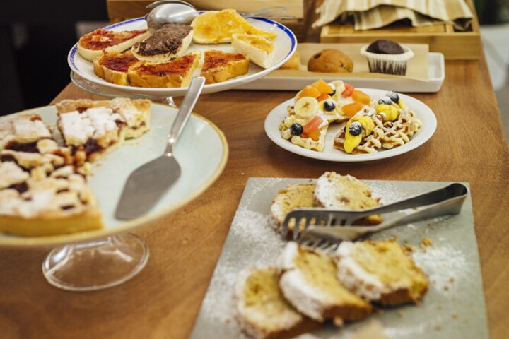 Dining 59 of 86