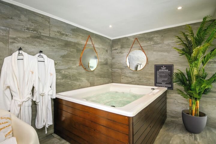 Spa 174 of 343