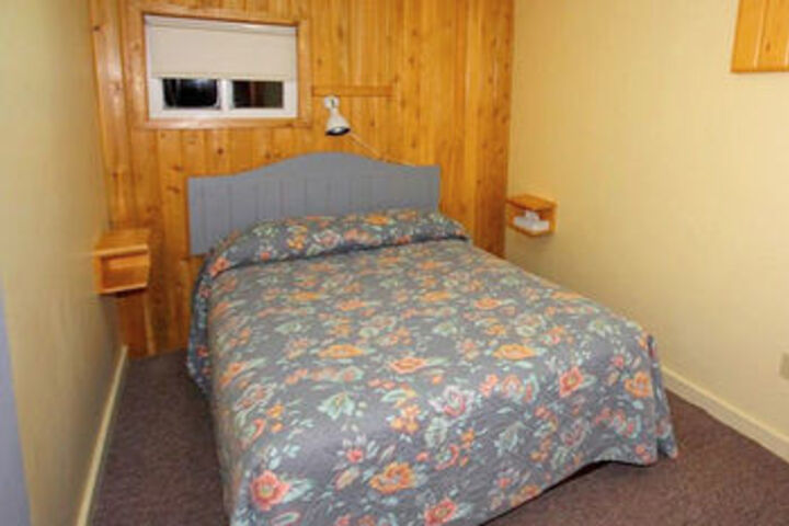 Room 14 of 42