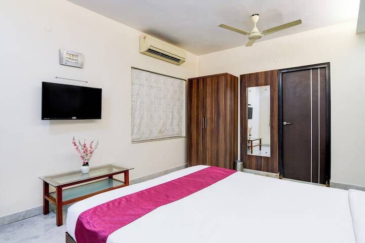 Room 15 of 35