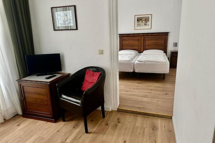 Room 18 of 66