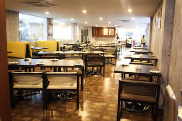 Dining Photos