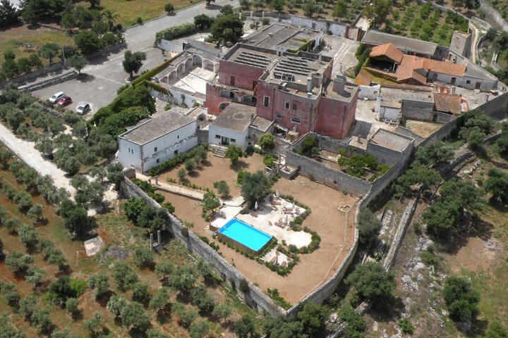 Hotel Pool