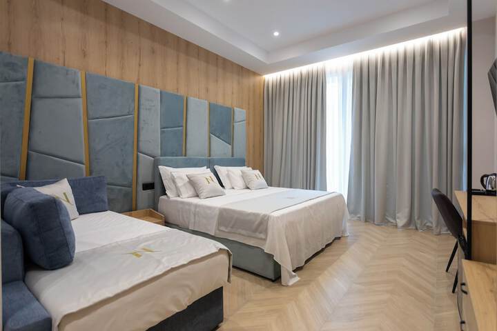 Room 36 of 249