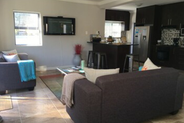 Breakfast/Coffee Service 4 of 33