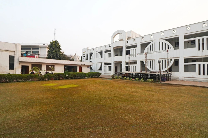 OYO 15383 Hotel Grand Melrose
