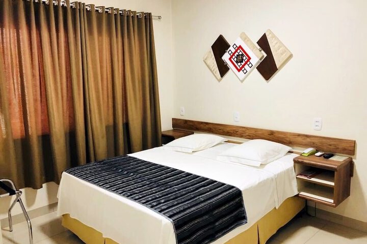 Room 6 of 35
