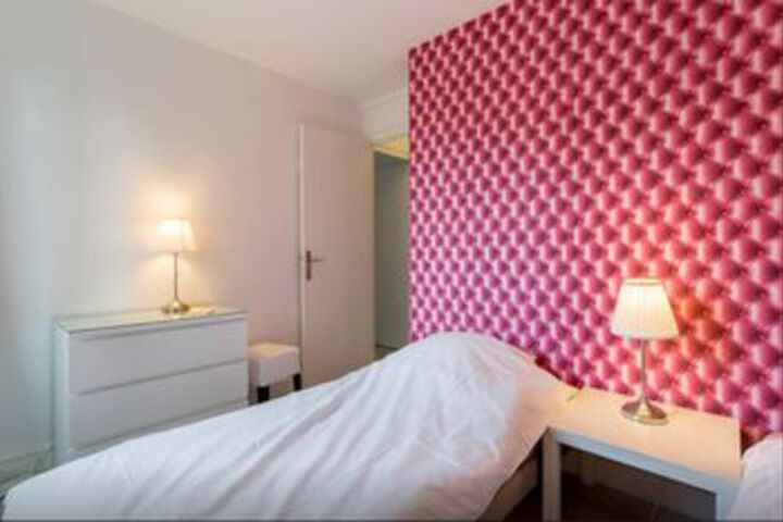 Room 35 of 68