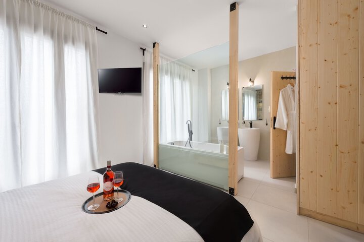 Room 5 of 47