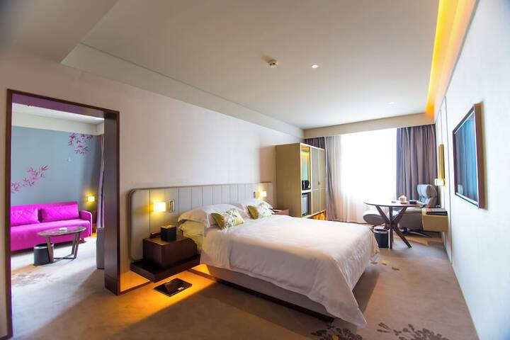 Room 20 of 40