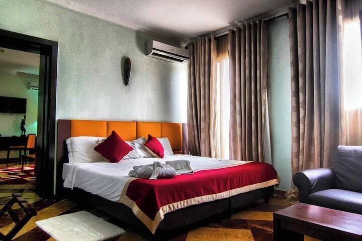 Room 14 of 40