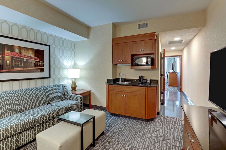 Room 15 of 61