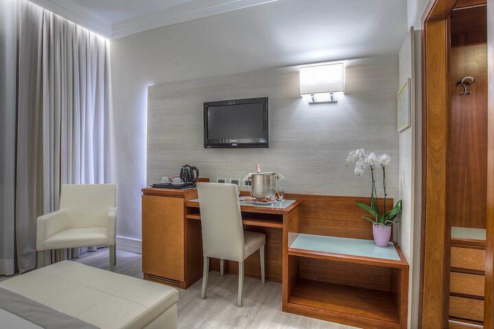 Room 54 of 173