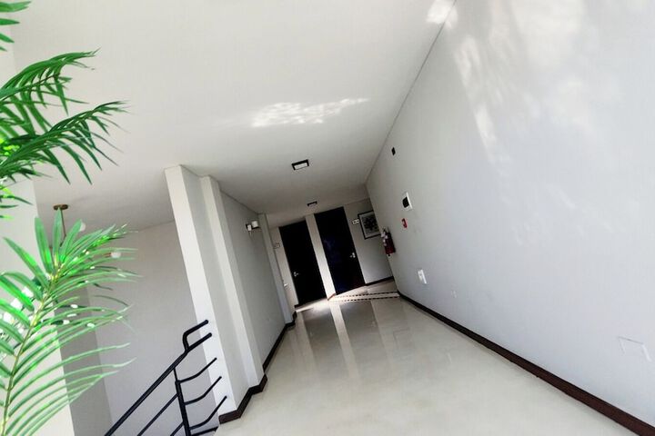 Ballroom/Hall 23 of 25