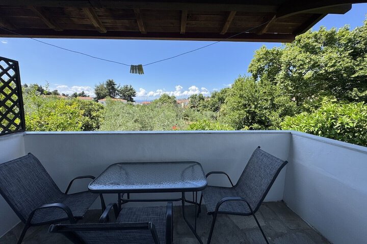 Terrace/Patio 100 of 171