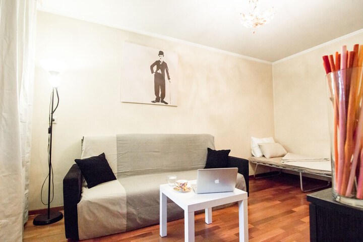 Room 6 of 23