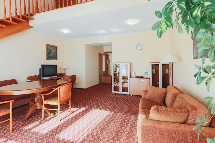 Room 35 of 88