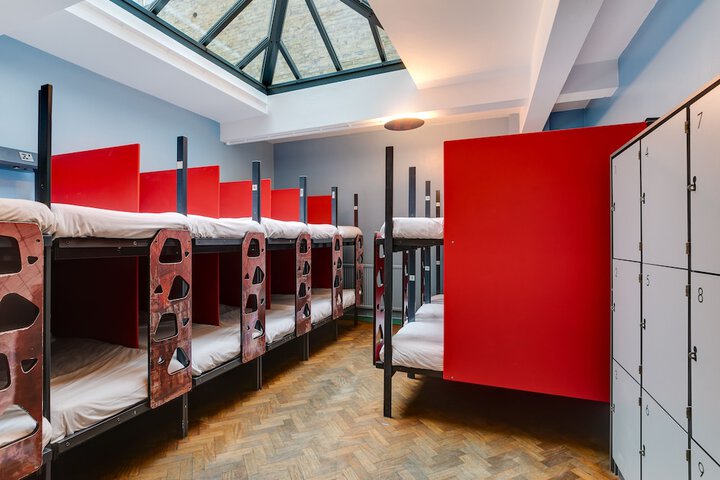 Room 5 of 46