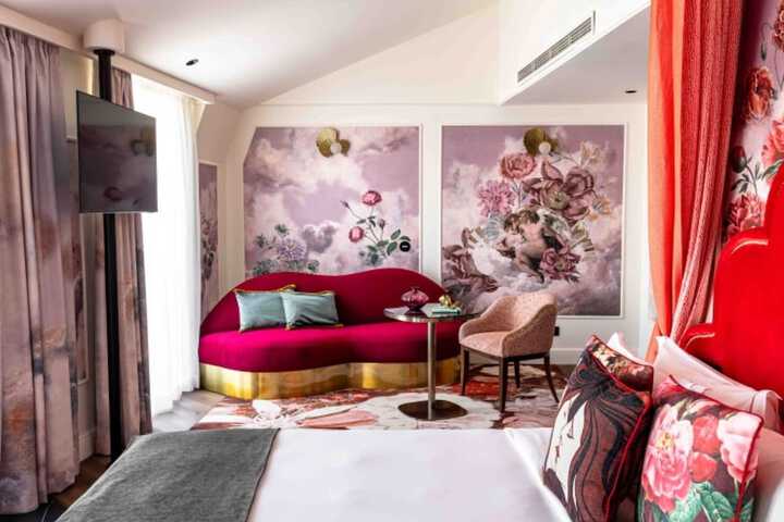 Room 55 of 141