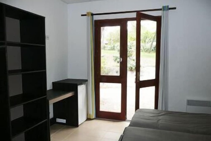 Room 16 of 68