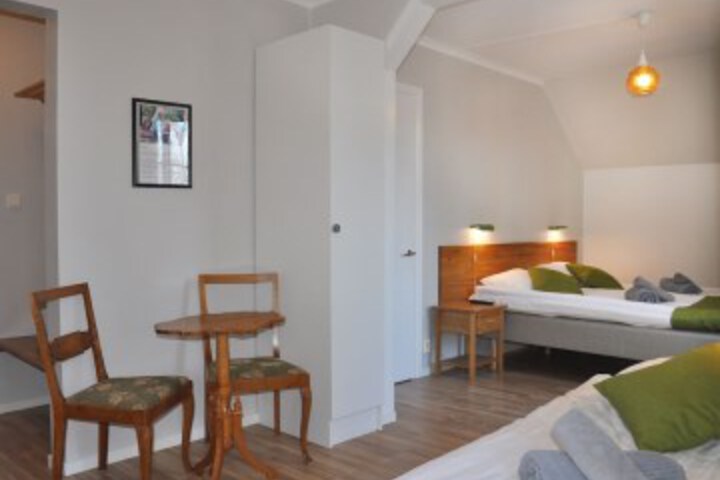 Room 30 of 138