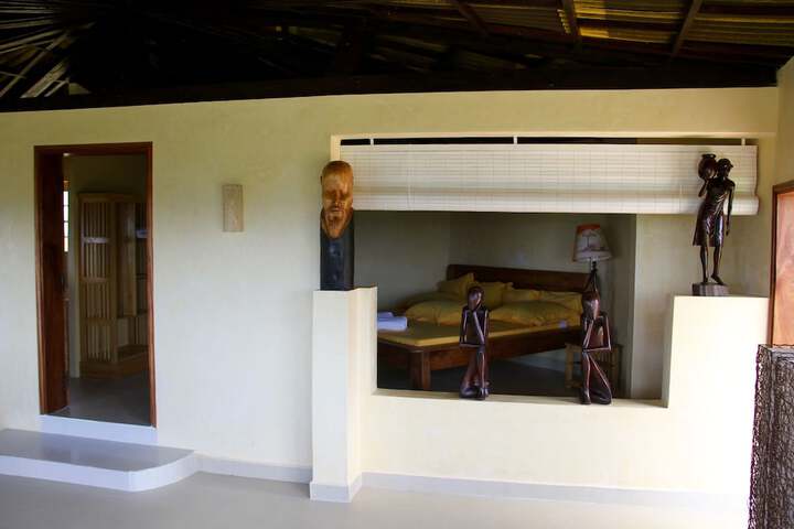 Room 7 of 34