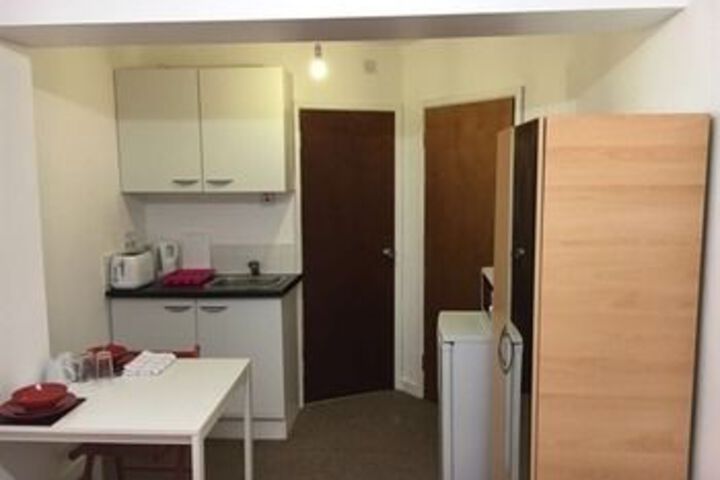 Room 18 of 25