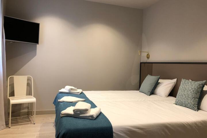 Room 16 of 49