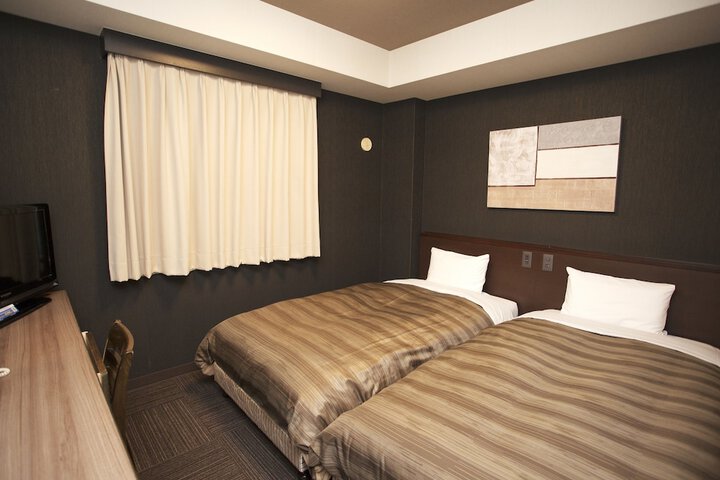 Room 11 of 55