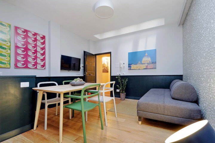Room 18 of 35