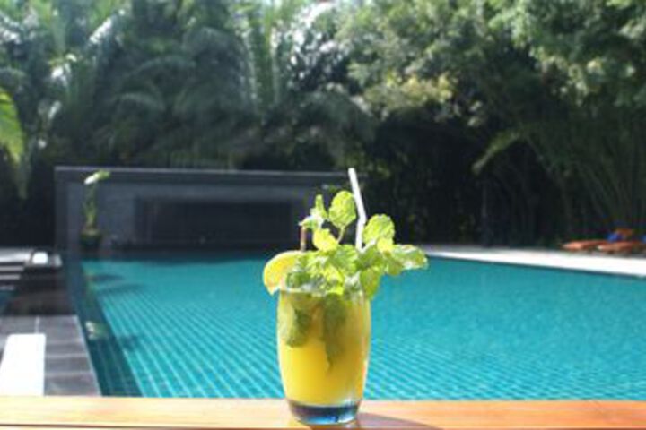 Pool 83 of 107