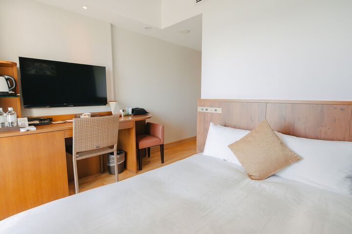Room 38 of 299