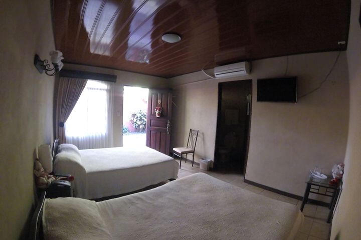 Room 16 of 57