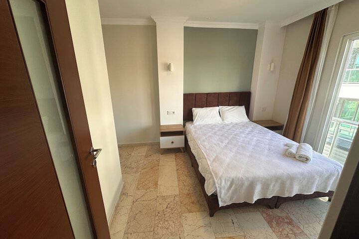Room 21 of 171