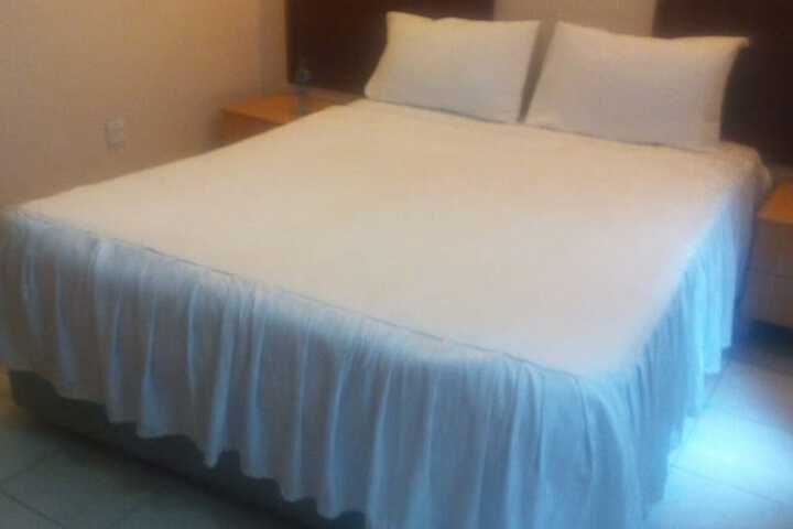 Room 6 of 31