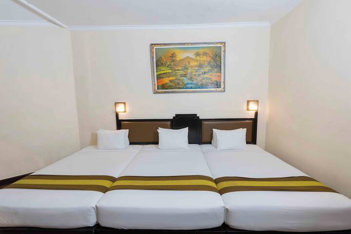 Room 15 of 49