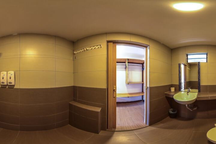 Room 78 of 147