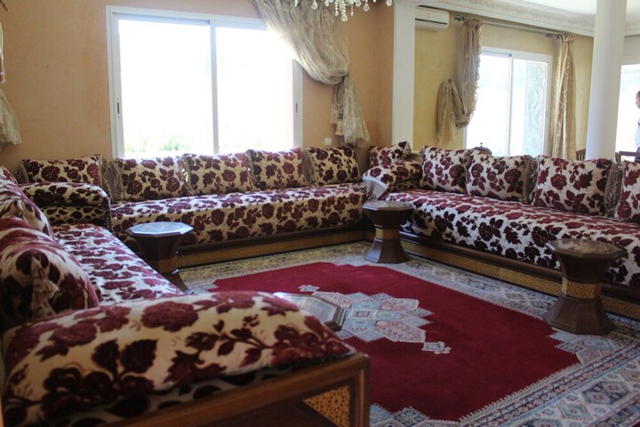 Room 9 of 33