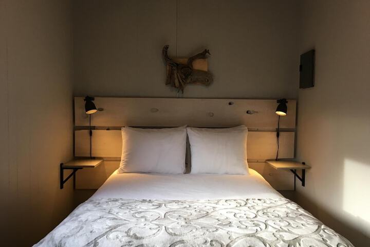 Room 14 of 60