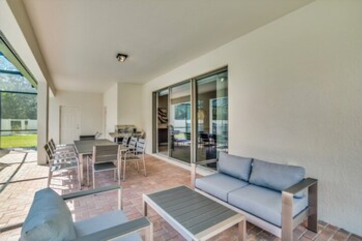 Terrace/Patio 2 of 77