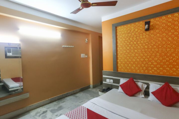 Room 6 of 20