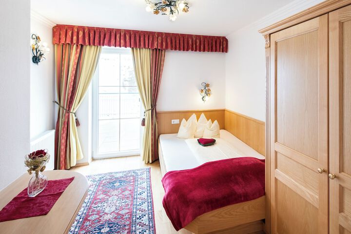Room 14 of 92