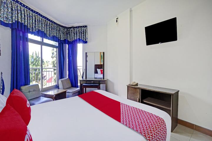 Room 10 of 36